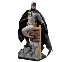 DC Comics Museum Quality Statue 1/4 Batman Version 2 48 cm